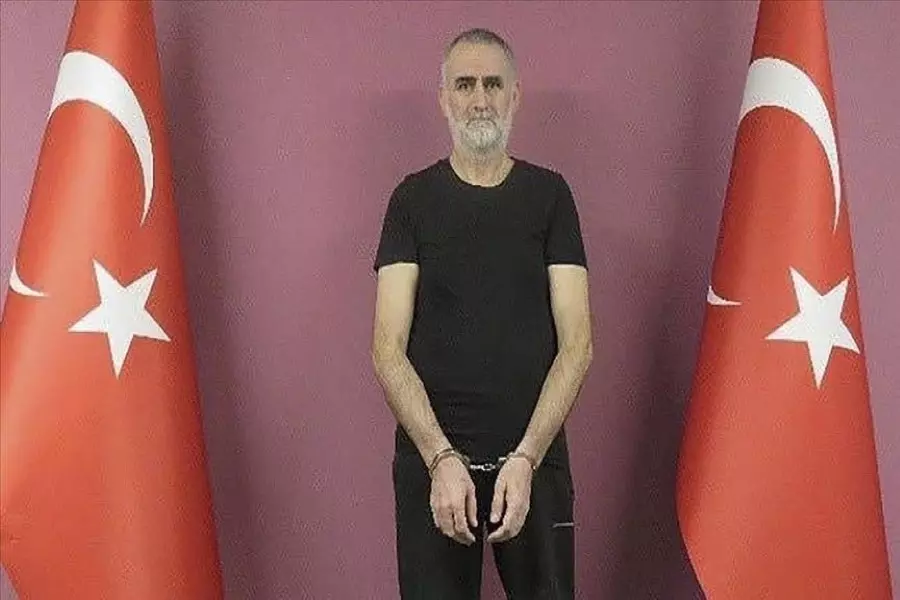 الاستخبارات التركية تلقي القبض على قيادي بداعش بعملية داخل سوريا
