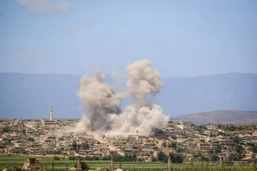 مجزرة بقصف مروحي على بلدة إحسم وحصيلة الحملة ترتفع إلى 12 شهيداً بريفي إدلب وحماة