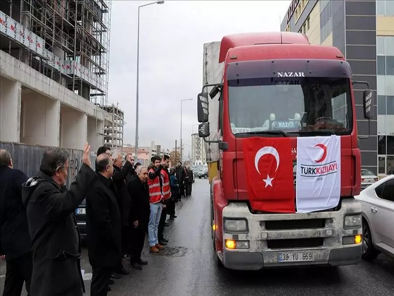 5 شاحنات مساعدات تركية إلى تركمان اللاذقية