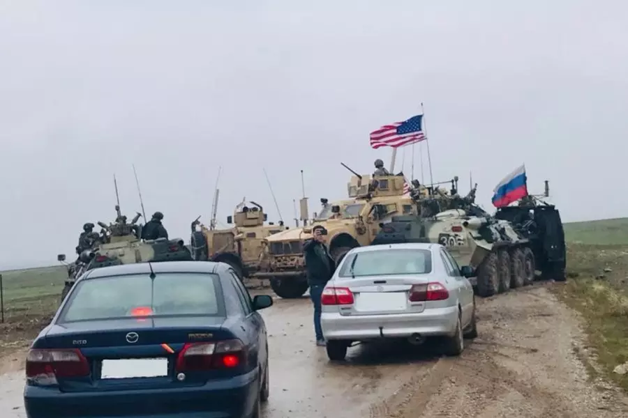 نيويورك تايمز: موسكو تنتهج استراتيجية لجعل الموقف الأمريكي بسوريا "أكثر هشاشة"