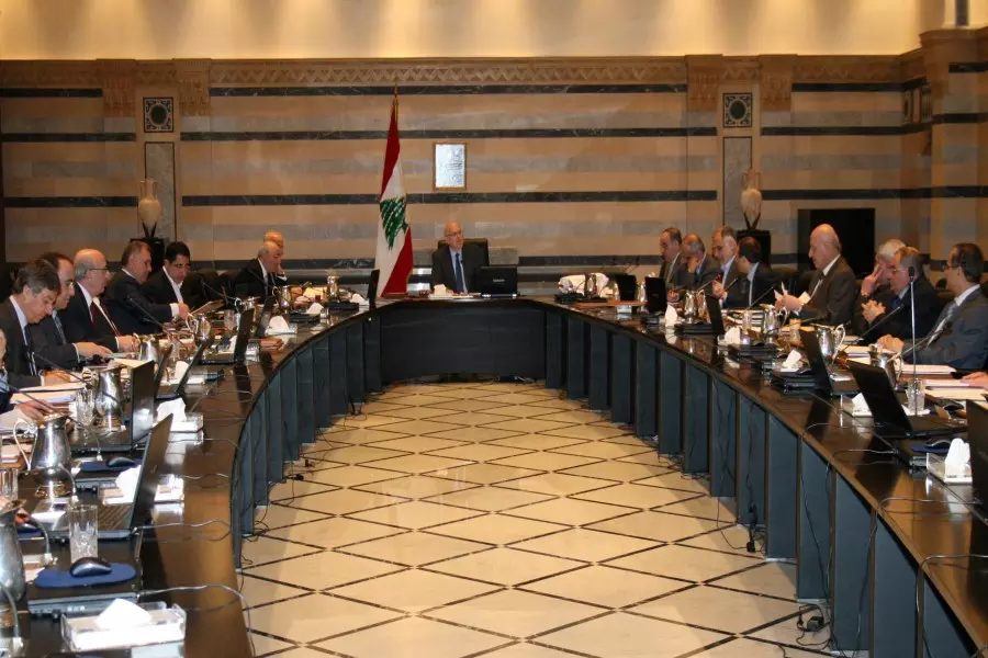 مجلس الوزارء اللبناني يجتمع لتحديد موقفه من المشاركة في مؤتمر لاعمار سوريا برعاية نظام الأسد