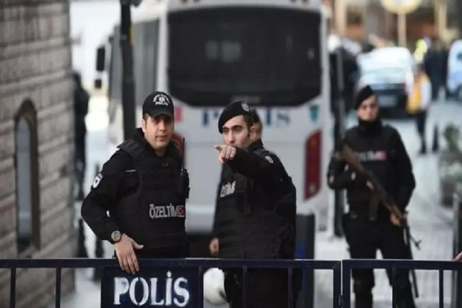 الأمن التركي يضبط 3 داعشيين يعتقد أنهم تسللوا لتركيا من الحدود السورية
