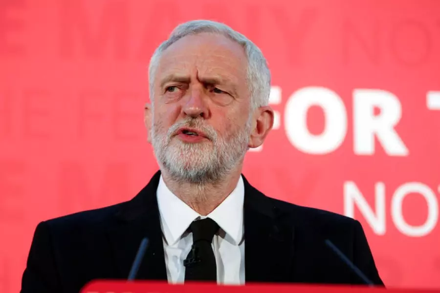 زعيم حزب العمال البريطاني يرفض قرار وزارة الداخلية بسحب جنسية داعشية تريد العودة من سوريا