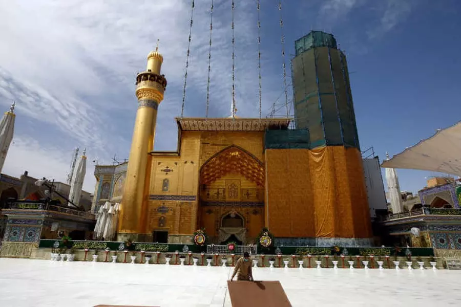 تقرير: رغم الأزمة الاقتصادية طهران تنفق بسخاء على الأضرحة الدينية في العراق وسوريا