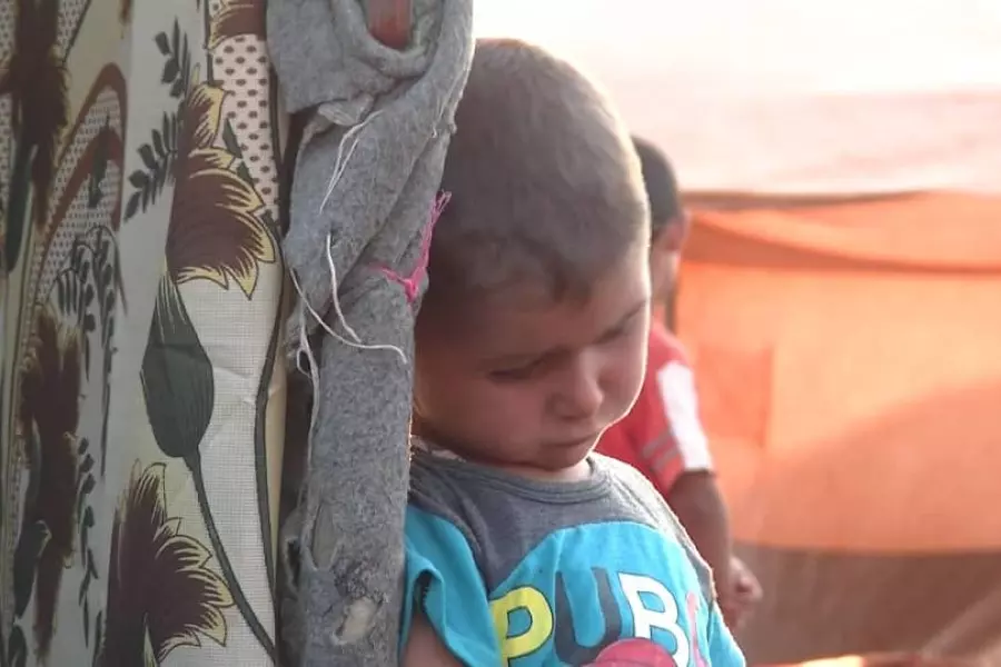 مئات العائلات النازحة في بلدة قاح بلا مساعدات