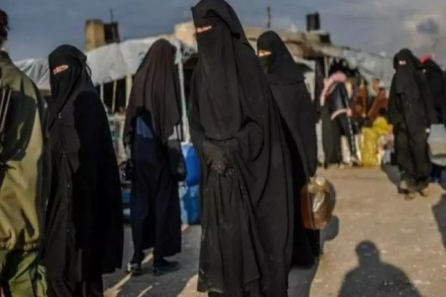 اعتقال 27 عائلة من تنظيم الدولة هربت من مخيم الهول باتجاه العراق