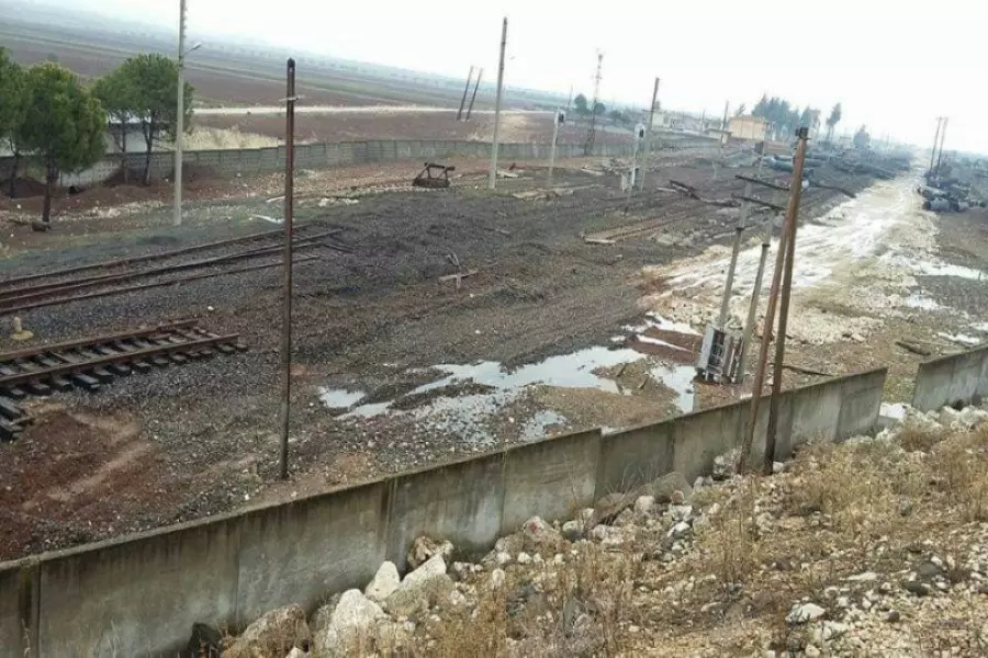 سكة الحديد ومحطة زيزون ومعمل السكر ومنشآت عديدة في جسر الشغور باتت خردة للبيع لصالح الفصائل
