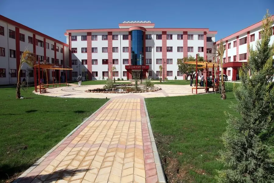 جامعة غازي عنتاب تفتح باب التسجيل في الدراسات العليا للأجانب
