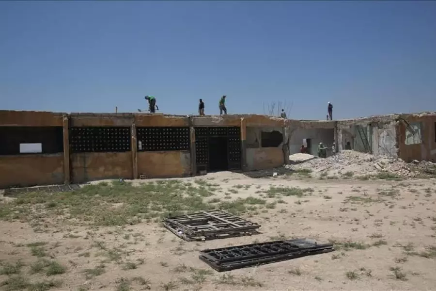 هيئة الإغاثة الإنسانية التركية تعيد بناء مدرسة مدمرة بريف اعزاز