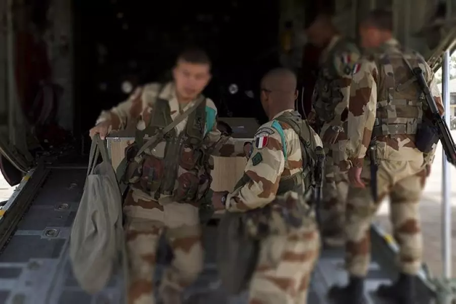 قوات فرنسية تنشر 6 مدافع بمناطق سيطرة "بي واي دي" في سوريا