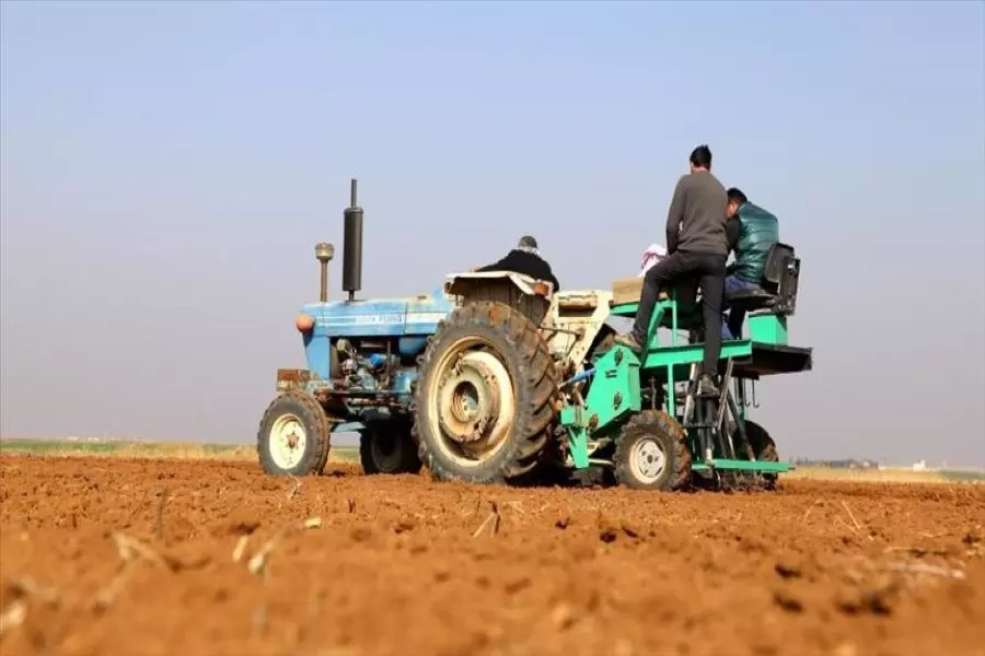 تركيا والهلال القطري يبدآن بمشروع زراعة بذور قمح سورية لحمايتها من الاندثار