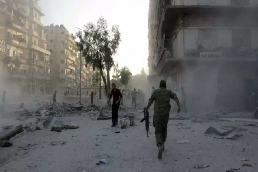 الثوار يأسرون 4 عناصر داخل حلب المحاصرة ... والأسد يواصل التقدم بفضل التغطية الروسية
