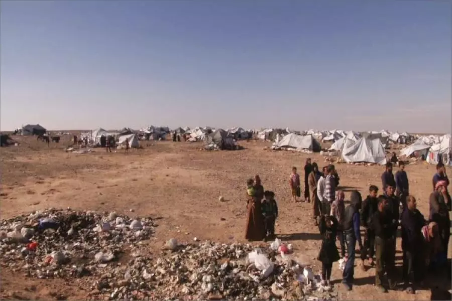 قوات الأسد تعتقل أكثر من 100 شخص من المغادرين لمخيم الركبان