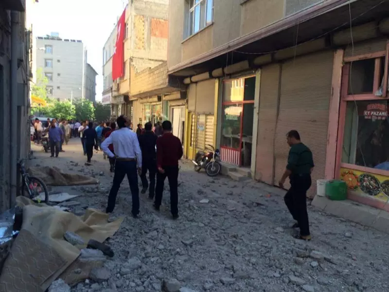 أربعة شهداء بينهم سوريين بقصف صاروخي استهدف مدينة كيليس التركية