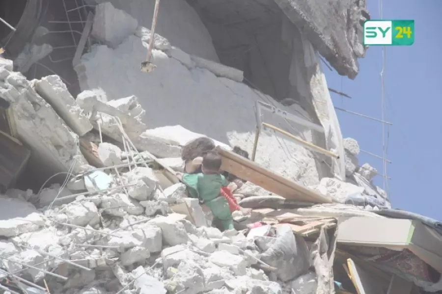 "اليونيسف": طفلة أريحا المعلقة "بطلة" ويجب وقف الهجمات على إدلب