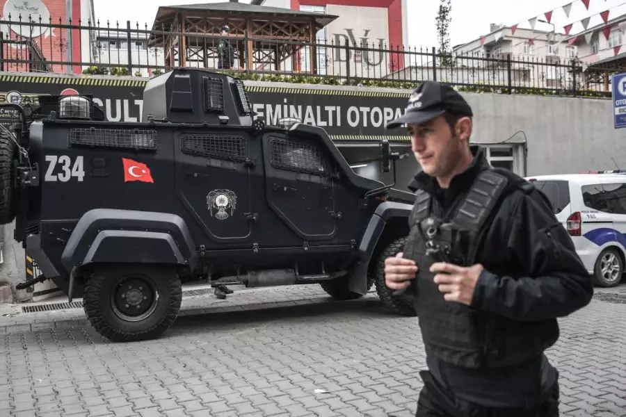تركيا تواصل ترحيل مقاتلي داعش الأجانب لبلادهم الأصلية