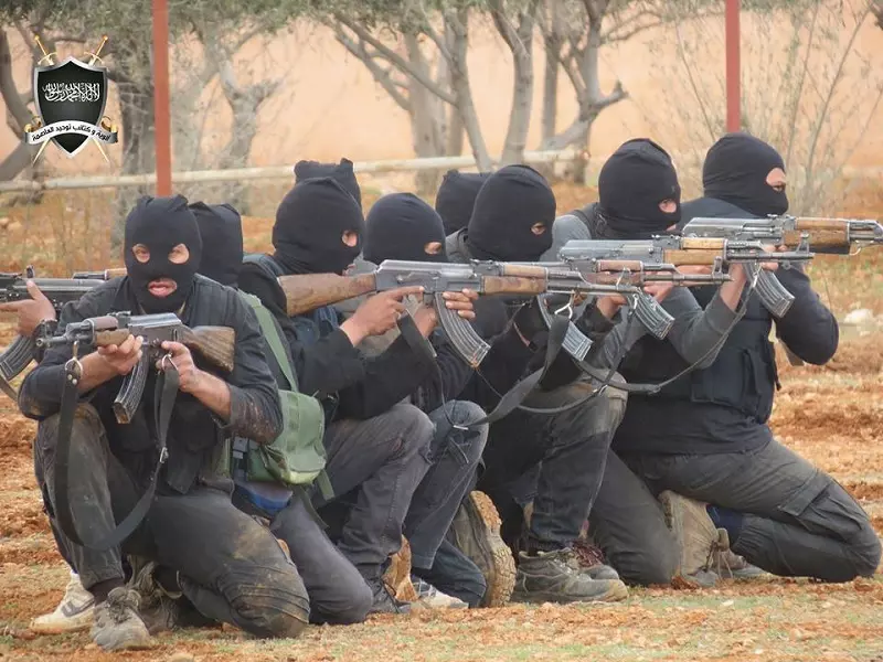 دورة تدريبية للثوار في الغوطة الغربية
