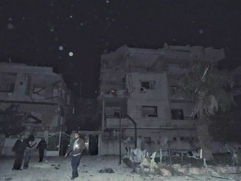 استشهاد 3 مدنيين بقصف صاروخي على الوعر بحمص