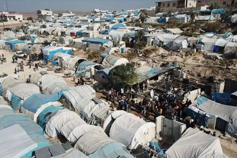 مستشارة بيدرسون تدين استهداف النظام لمخيم قاح للنازحين شمالي إدلب