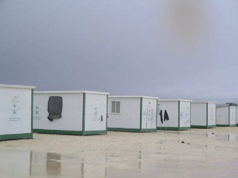 24 ألف كرفان في مخيم الزعتري .. وعودة 3200 لاجئ نظراً لصعوبة الحياة خارجه