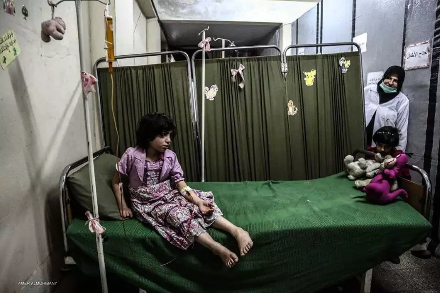 أكثر من 500 مريض بأورام خبيثة وسرطان يواجهون الموت في الغوطة الشرقية