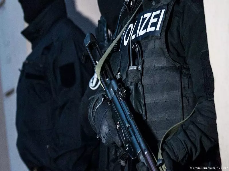 ألمانيا تحقق مع عشرة لاجئين من سوريا بشبهة انتمائهم إلى تنظيمات إرهابية أو المشاركة في جريمة حرب