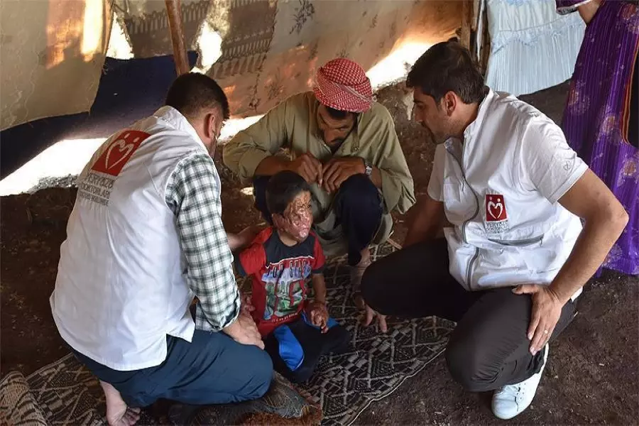 الطفل السوري موسى يتطلع إلى تركيا لانتشاله من أوجاعه