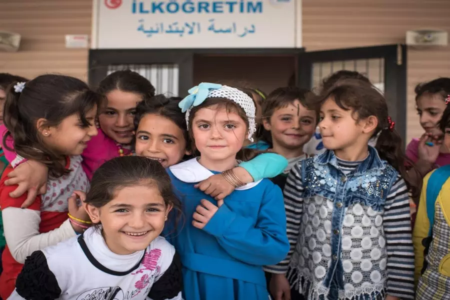 لمساعدتهم على الاندماج .. مدارس تركية تفتتح فصولاً دراسية تساعد الأطفال السوريين