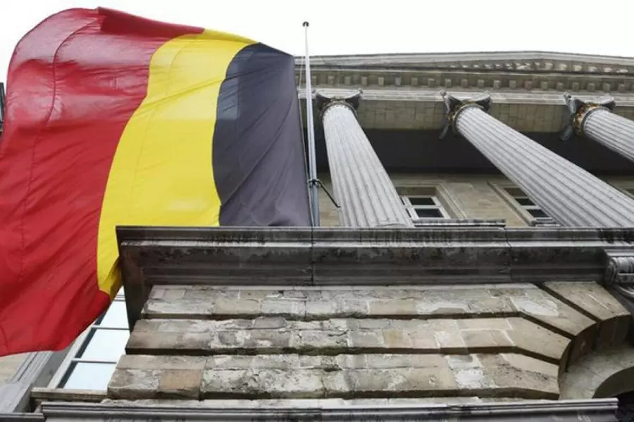 محاكمة "بلجيكية" غيابياً في بروكسل ترفض العودة من سوريا