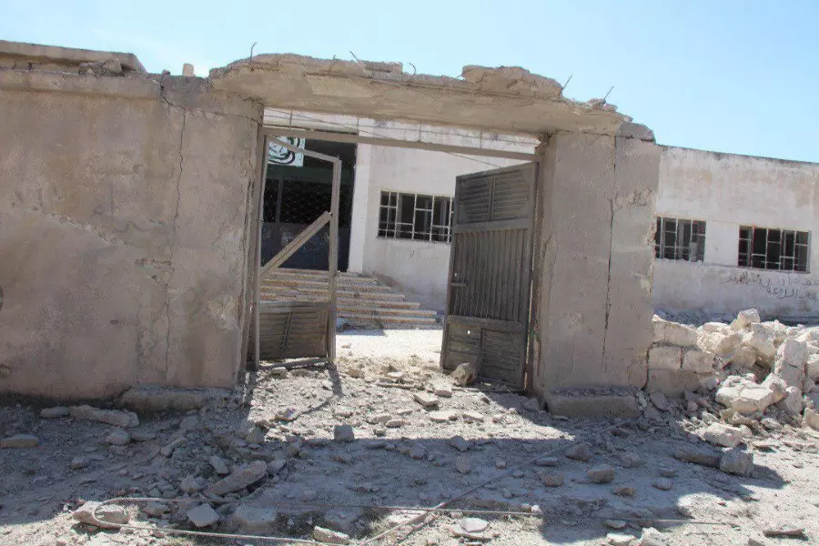 الشبكة السورية: 24 مدرسة استهدفها النظام وروسيا بحملة القصف على إدلب وحماة