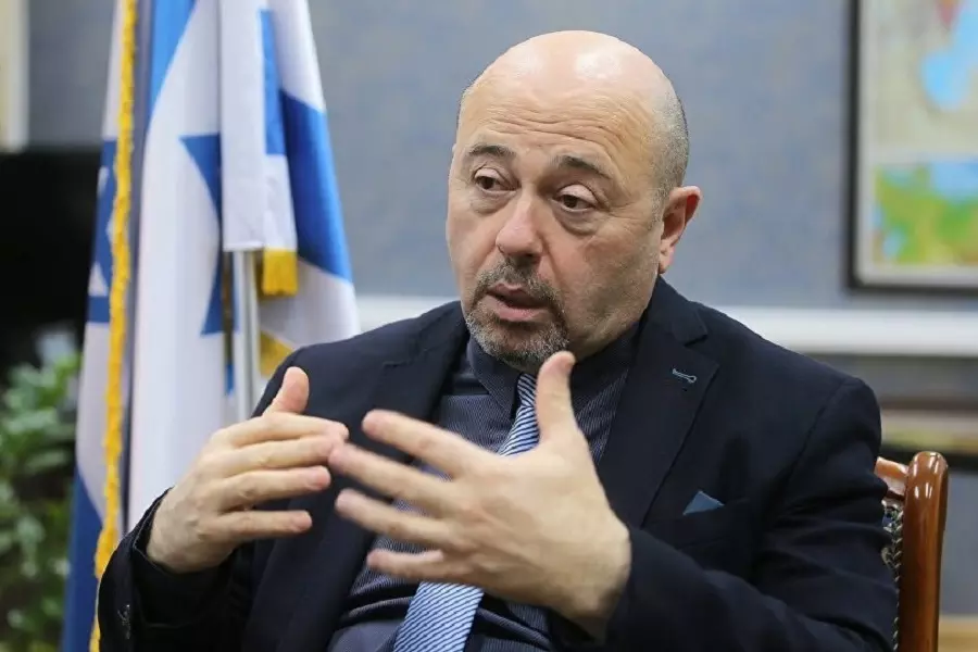 سفير "إسرائيل": موسكو ملتزمة بضبط الحدود في الجولان المحتل
