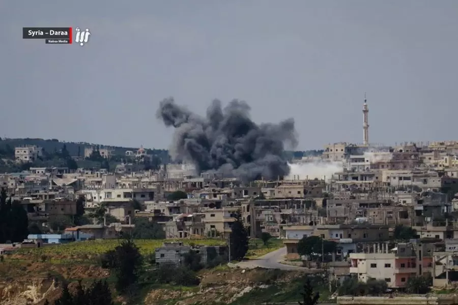 نظام الأسد يقصف أحياء مدينة درعا بصواريخ الفيل