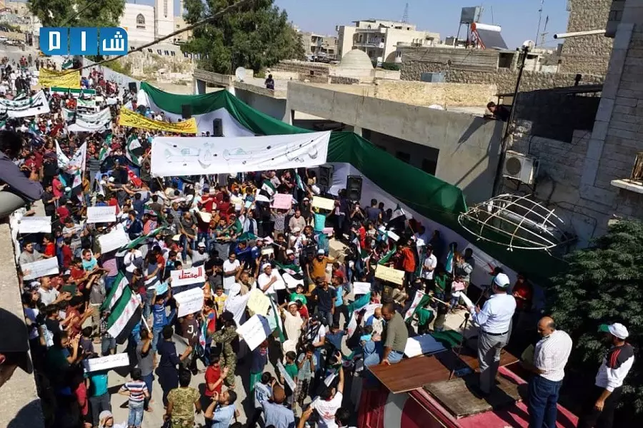 مئات الآلاف يتظاهرون في الشمال السوري المحرر في جمعة "الحرية للمعتقلين"