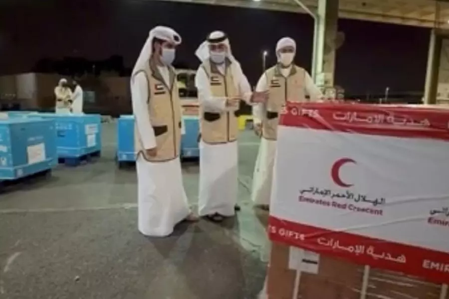 طائرة مساعدات إماراتية تحمل "لقاحات كورونا وأدوية ومواد طبية" تحط في دمشق