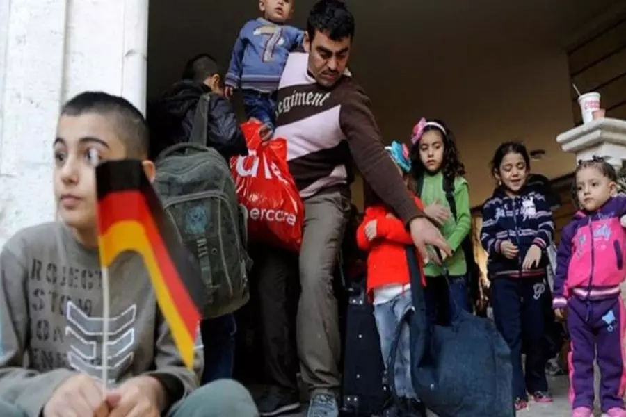 موقع ألماني: الظروف غير مناسبة لعودة اللاجئين السوريين لوطنهم