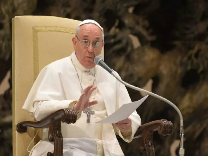 البابا فرنسيس يطالب بوقف "الإضهاد الوحشي" في سوريا و العراق