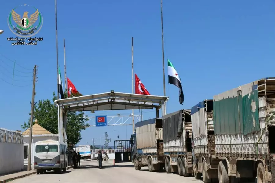 معبر "باب السلامة" ينكس الأعلام لثلاث أيام تضامناً مع الشعب الفلسطيني