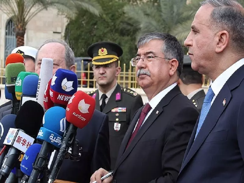 وزير الدفاع التركي: قرار "أمريكي- تركي" يحدد من يشارك ببرنامج تدريب المعارضة السورية