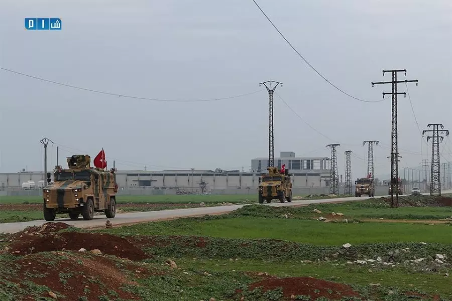 قوات تركية تسيير دورية من "العيس" جنوب حلب إلى "الصرمان" بريف إدلب