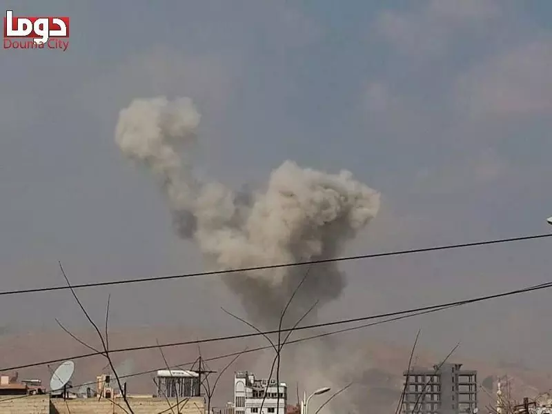 شهداء وجرحى نتيجة شن غارات جوية من طائرات الأسد على الغوطة الشرقية