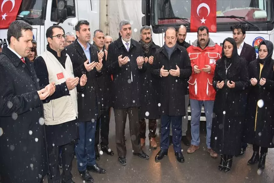 ولايات تركية ترسل مساعدات للنازحين في محافظة إدلب