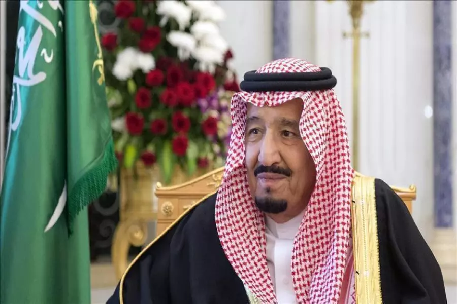 العاهل السعودي: معالجة أزمات اليمن وسوريا تتطلب "توقف إيران عن سياساتها التوسعية"