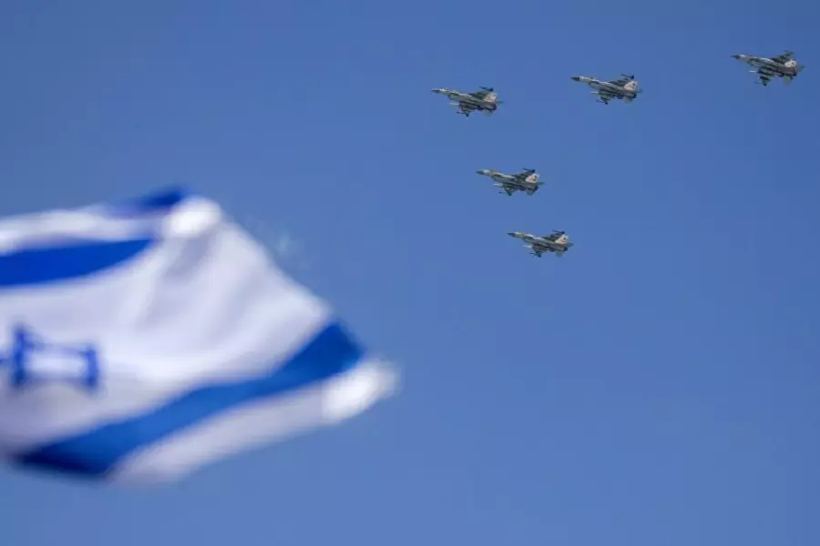 "إس 300" يخذل النظام ومواليه ... روسيا صامتة و"إسرائيل" تنفذ تهديداتها في سوريا