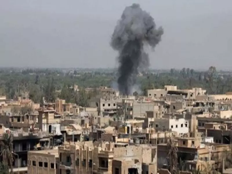 تنظيم الدولة يرتكب مجزرة بحق طالبات مدرسة في ديرالزور ... وطائرات الأسد تقصف المدنيين