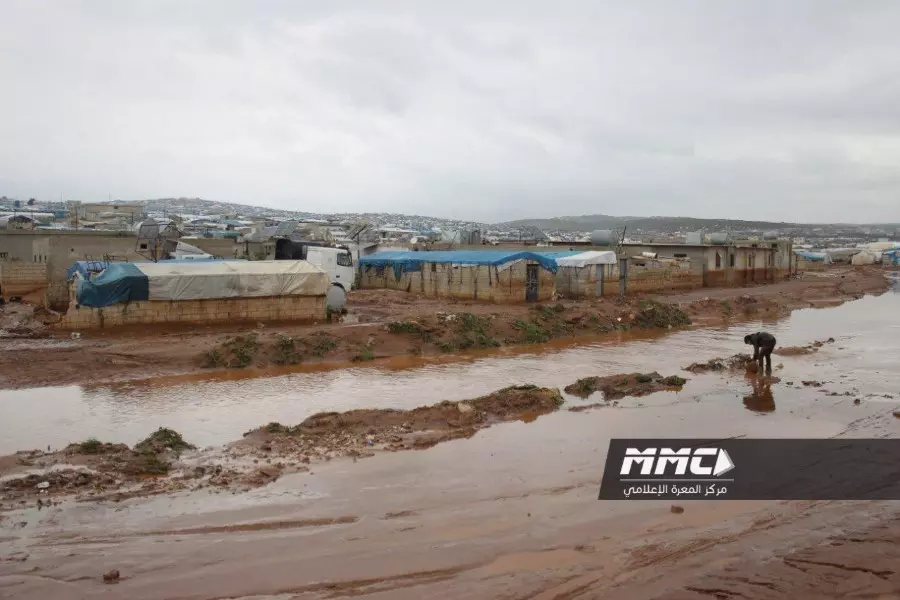 الائتلاف يطلق نداء استغاثة لإنقاذ آلاف المتضررين من الفيضانات بمخيمات شمال سوريا