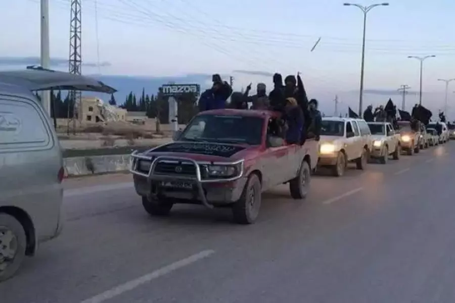 "تحرير الشام" تترك جبهات النظام وتوجه سلاحها لصدر أهالي "كفرتخاريم" بإدلب