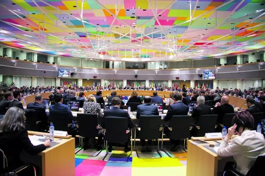 مؤتمر المانحين في بروكسل ينهي أعماله ويتعهد بتقديم 7 مليارات للاجئين السوريين