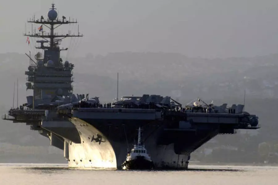 واشنطن تدفع بحاملة الطائرات "هاري ترومان" و5 سفن حربية إلى البحر المتوسط