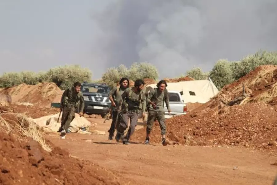 عناصر وتجمعات قوات الأسد هدفا لصواريخ الثوار بريف حماة .... وانفجار مستودع ذخيرة في سلحب