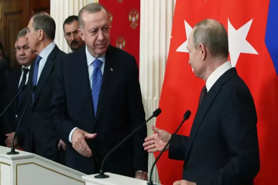 أردوغان وبوتين يناقشان هاتفياً الوضع في سوريا وتطبيق اتفاق إدلب